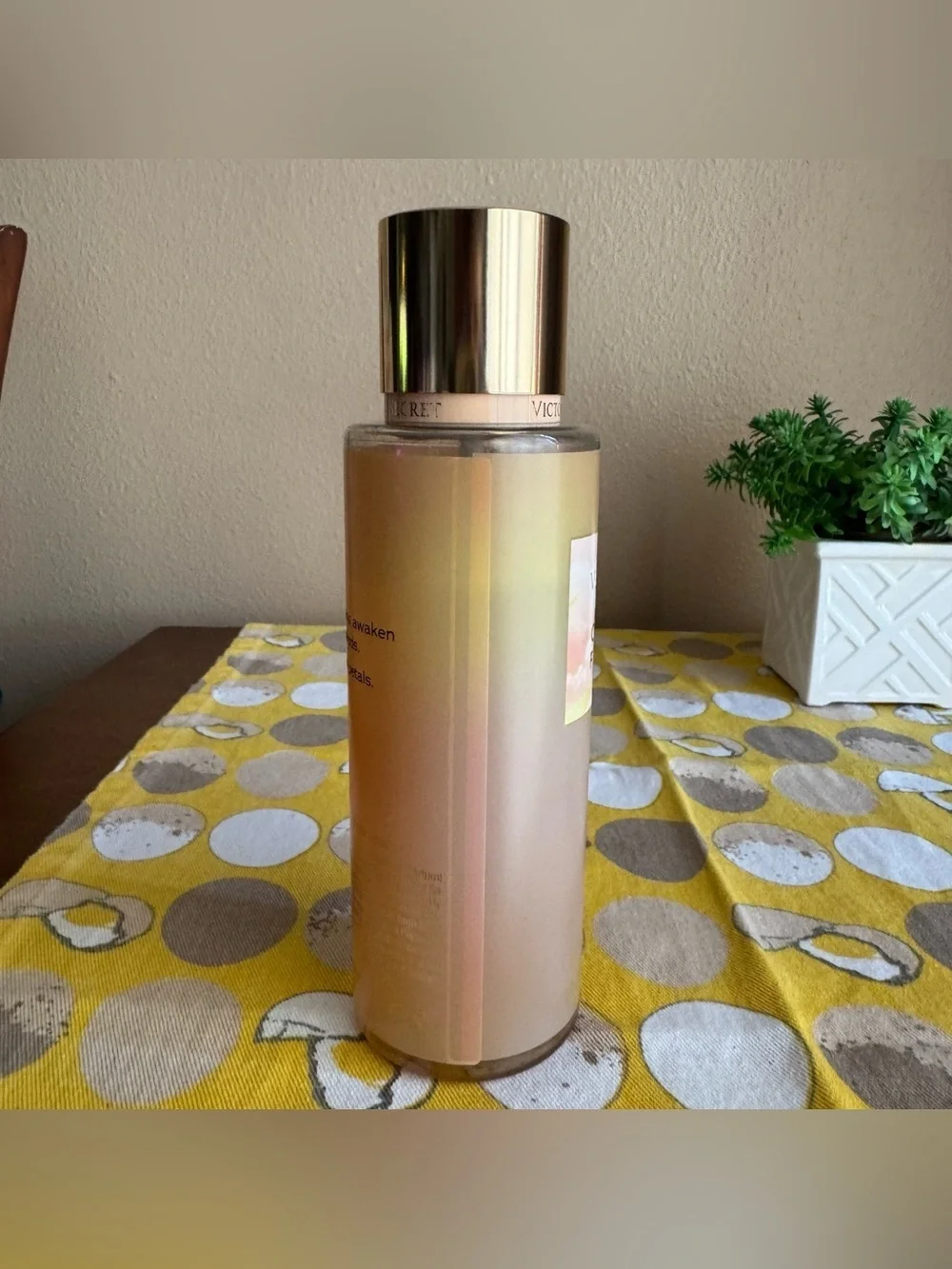 Victoria’s Secret Orange Flower Sun body spray